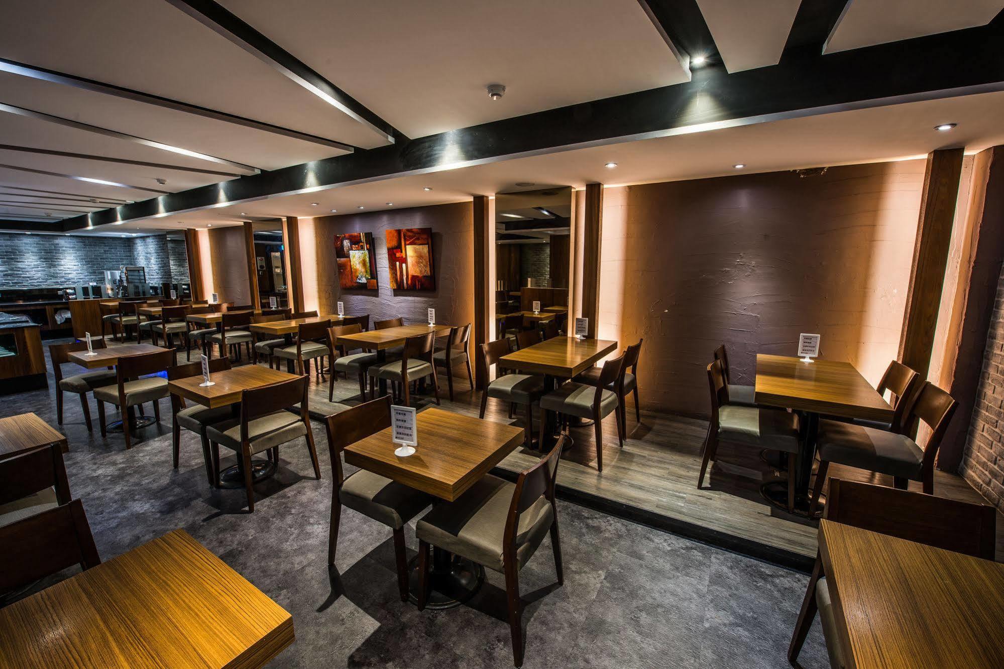 Wecan Hotel كاوشيونغ المظهر الخارجي الصورة